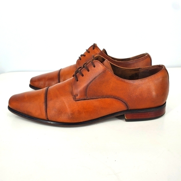 Florsheim 'Postino' Cap Toe Oxford Dress Shoes in main image 1